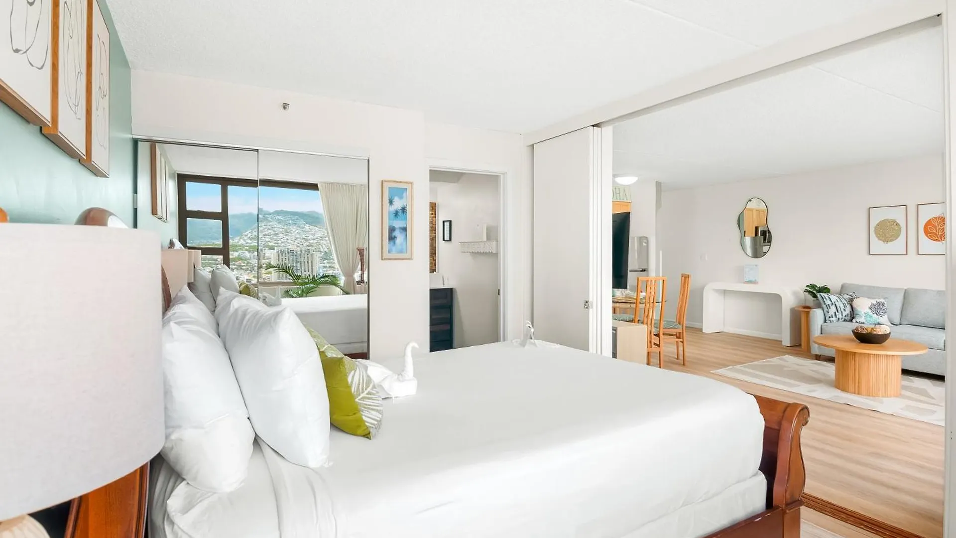 Free Parking Close To Waikiki Beach Pool & Hot Tub Honolulu 0*,